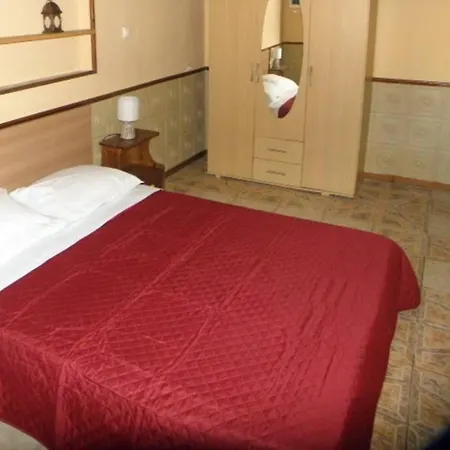 Apartment 56s.m Comftorable Studio,airport Area